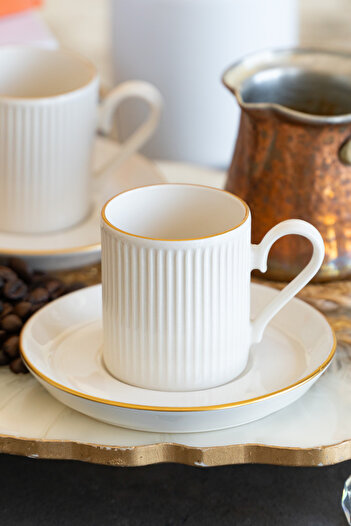 Heda Porselen Cloud Gold Gilded 4 Piece 2 Person Porcelain Coffee Cup Set