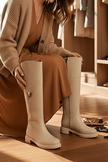 DİVOLYA Hulbery Beige Leather (3.5 cm Heel Height) Casual Women's Boots with Side Buckle