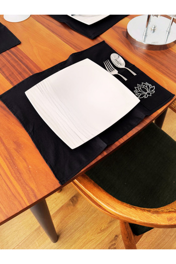 Menar Tasarım American Tablecloth 6 Pieces Lotus Flower Embroidered Cloth American Tablecloth Set 45*35 cm Black