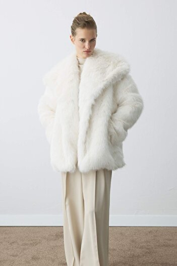 Hooopstore Premium Daily Ecru Fur Coat