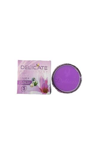 delicate beauty cream gluta fair with aloe vera and milk protien