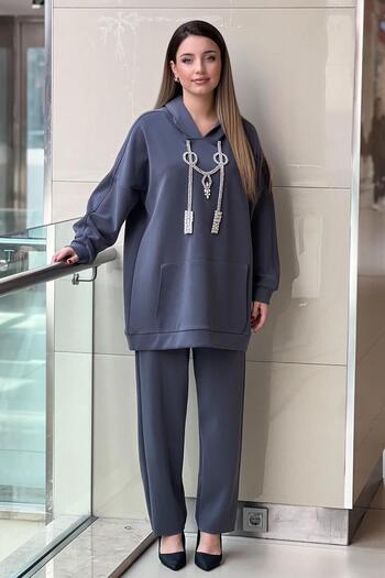 Ghisa Hooded Kangaroo Pocket Necklace Stone Embroidered Tunic Pants Set