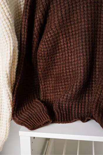 no7man Raflen Brown Sweater