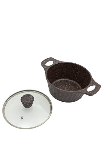 B&D ALUMINUM COOKWARE 24CM