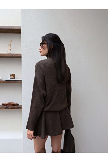 ESRAHELVACI Turtleneck Knitwear Skirt Set