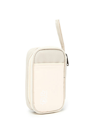 R&B Beige Women's Zippered Passport Pouch