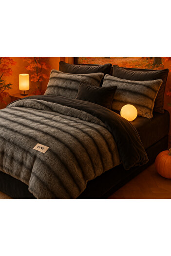 Dercasa Luxury faux rabbit fur set