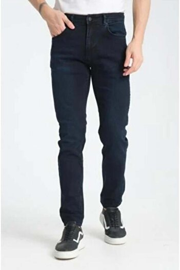 Store Men's Regular Jean Pants - Straight Leg Classic Cut, Comfortable 98% Cotton 2% Lycra