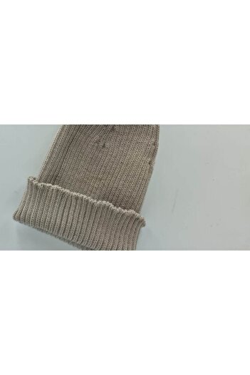 OEM Seamless children's hat, 100% merino wool, beige