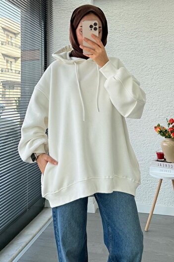 MELEK ARAZ Premium Oversize Women's Sweatshirt with Pleated Detail on the Sleeves – White