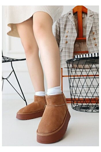 FRESCO SCARFS Tan Suede Boots 257311