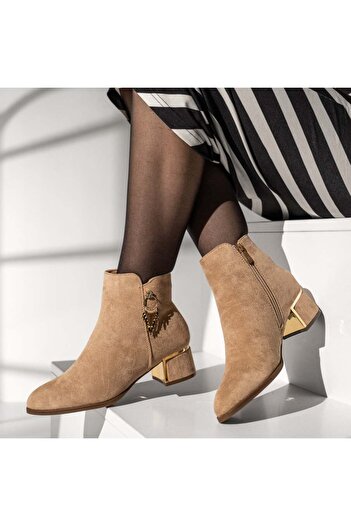 BMoD Women's khaki suede boots with a chunky heel and decorative accessories MOD12857