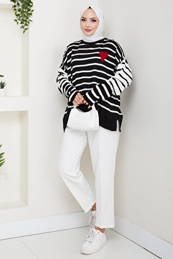hafsamina Heart Applique Striped Sweater Black Hm2617