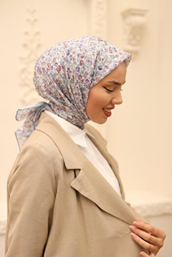 Silk Home 73030-101 Model Soft Scarf
