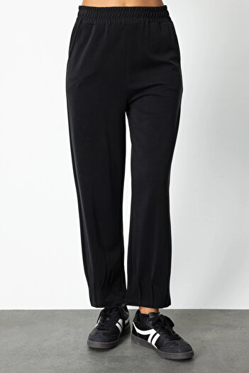 On Fashion Wristed Stitched Trousers 66356