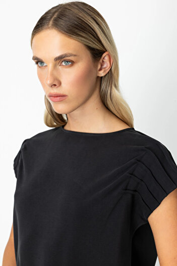 On Fashion Short Sleeve Blouse with Stitched Sleeves 66355