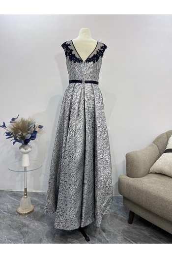 Diva style Elegant Jazan evening dress with silver glitter, Turkish design