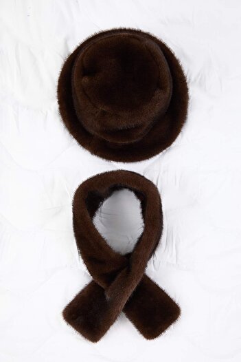 Trendyol Collection Brown Fur Scarf - Hat Knitted Set Twoaw26As00000