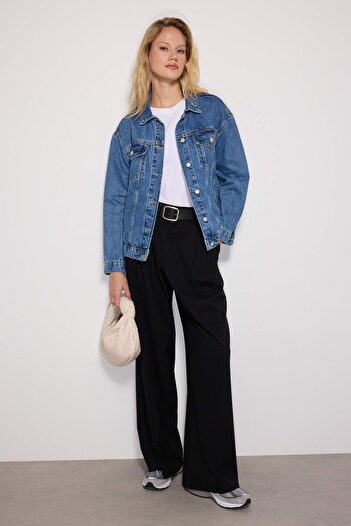 Trendyol Collection Синя джинсова куртка оверсайз-дальнобійника TWOAW22CE0364