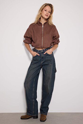 Trendyol Collection Blugi largi cu talie înaltă, cu efect de spălare albastru închis, mai durabil, TWOAW24JE00308