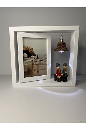 AHŞAPTAN SANAT Handmade Wooden Rotating Frame with Lover Couple and Lamp