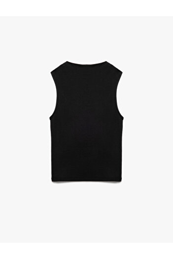 Koton Basic Slim Fit Dik Yaka Modal Kolsuz Bluz