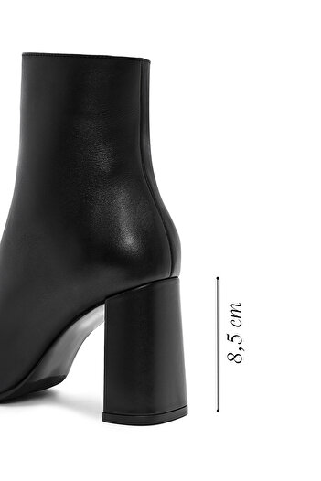 Derimod Women's Black Zippered Thick High Heeled Leather Boots 25Wfd131418