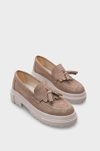 Capone Outfitters Γυναικείο Loafer από σουέτ με φούντα με οβάλ μύτη Ashlee