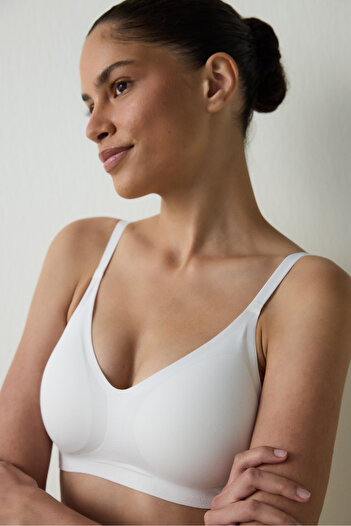 Penti 24-Hour Non-Marking Off-White Bra