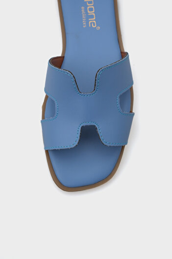 Capone Outfitters Жіночі капці Halsey