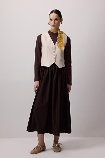 Touché Privé Buttoned Short Vest