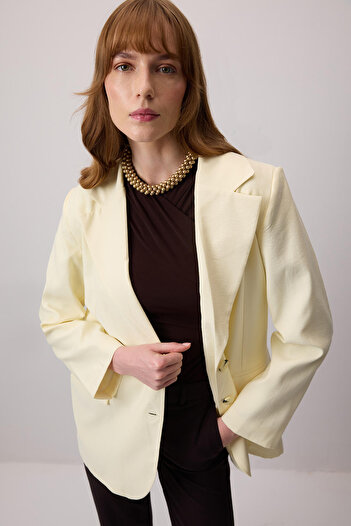 Touché Privé Double Slit Blazer Jacket