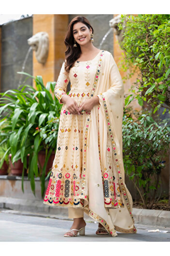 MYSMAR Chinon Silk Kameez Salwar Dupatta - HRT4663 | Cream