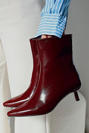 POLKA STORE Kiss Pointed Toe Kitten Heel Zippered Women's Boots Bootie