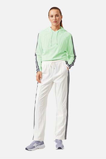 Reiko Women Street Fit Solid Straight Leg Pants, White