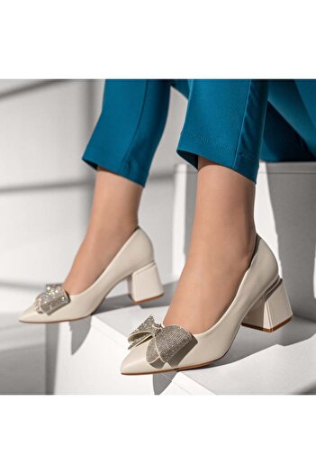 BMoD Women's white shoes with thick heel and rhinestone bow MOD12826