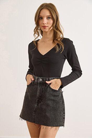 Olalook Women's Black V-Neck Gathered Detailed Soft Textured Blouse Blz-19003141