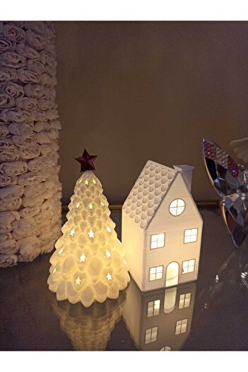 smilechild Christmas Ornament Led Candle House and Pine Tree Set Decoration 9-10 cm 2 Led Candles Included