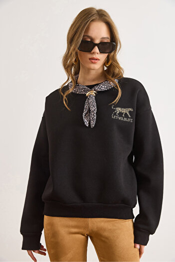 Olalook Women's Black Scarf Detailed Embroidered Sweatshirt Swt-19000762