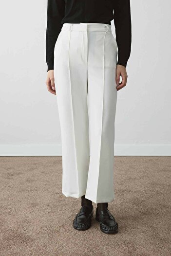Hooopstore Flare White Pants
