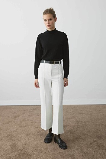 Hooopstore Flare White Pants