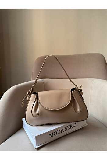Moda Sekiz Women's Faux Leather Shoulder Bag with Magnet Closure and Accessory Detail