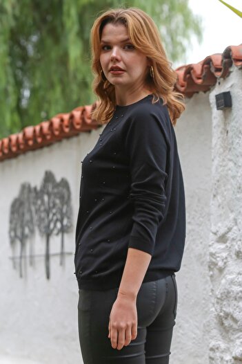 Chiccy Black Round Neck Long Sleeve Slim Beaded Knitwear Sweater 68 66