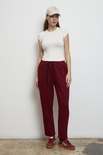 QANU Vera Tracksuit Set Burgundy