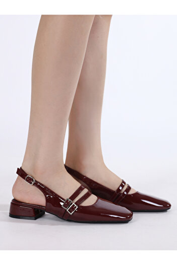 Sneak-a-Peek By Styli Plain Strappy Buckle Detail Block Heel Shoes