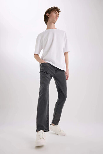 DeFacto D9827 Denim Sergio Regular Fit Normal Cut Regular Waist Pipe Leg Jeans