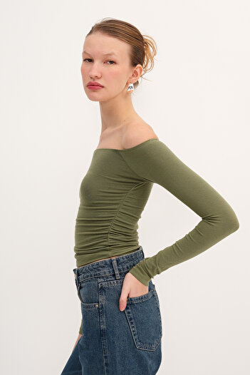 Addax Boat Neck Gathered Blouse B1849