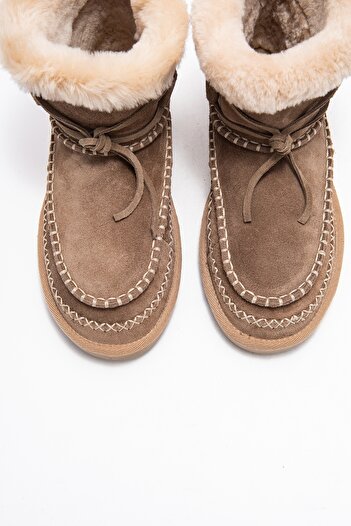 LuviShoes Γυναικείες μπότες JOREL Sand Suede από γνήσιο δέρμα με ραμμένη γούνα