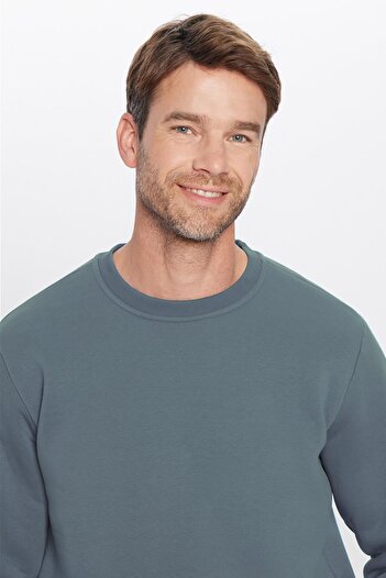 Tudors Unisex Relax Fit Comfortable Cut Cotton Soft Textured Fleece Inside Gray Crew Neck Sweatshirt