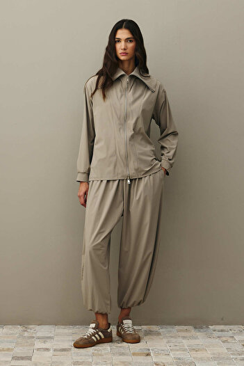 Fahhar Zippered Light Touch Suit Mink